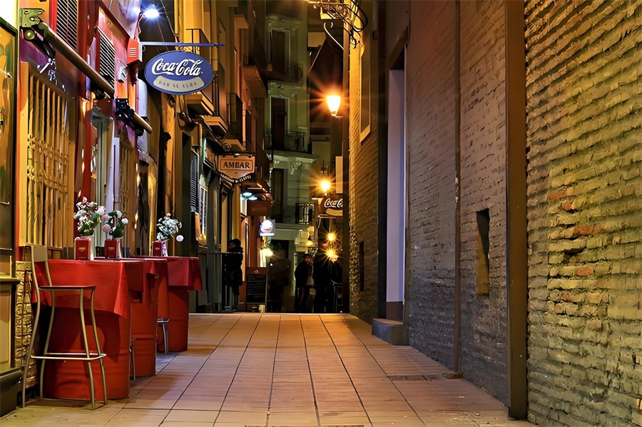 跨境电商独立站就像个人商店